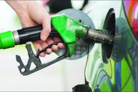 پیشنهاد اجرای آزمایشی طرح اختصاص سهمیه بنزین به افراد به‌جای خودرو در کیش و قشم