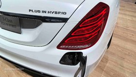 تمرکز بخش خصوصی بر تولید خودروهای پلاگین-هیبرید