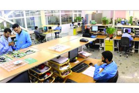 تجاری‌سازی ایده‌ها در صنعت خودرو نیاز به سرمایه و ریسک‌پذیری دارد