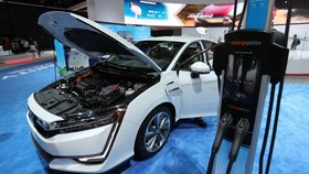 بزرگ‌ترین باتری‌ سازان و تولیدکنندگان خودروهای برقی در چین کدام برندها هستند؟