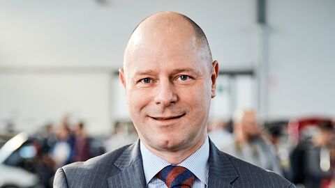 میشل ‌وان راتینگن (Michiel van Ratingen) دبیر کل یورو انکپ