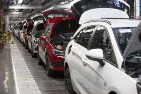 نگرانی خودروسازان از ناکامی بریتانیا و اتحادیه اروپا در رسیدن به توافق