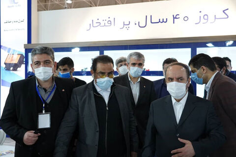 مدیر عامل نمایشگاه بین‌المللی تهران در حاشیه بازدید از غرفه کروز