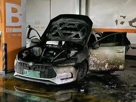 یک خودرو BYD حین شارژ در پارکینگ آتش گرفت
