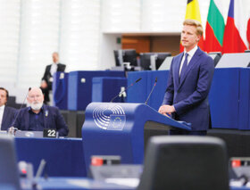 تصمیم ‌نهایی پارلمان اروپا بر پایان تولید بنزینی و دیزلی‌ ها تا ۲۰۳۵