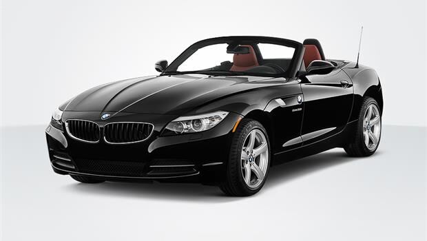 مقایسه بامو سری 2 کوپه با بامو Z4 کارکرده در محدوده 2 میلیارد و 600 میلیونتومان