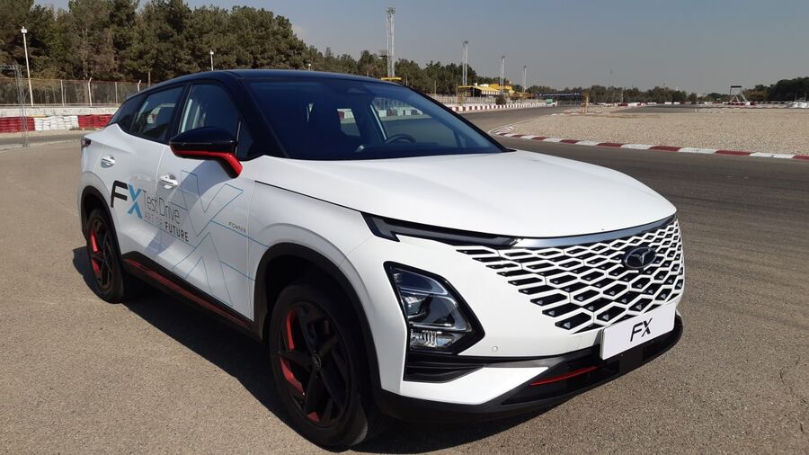 فونیکس FX؛ تجربهای متمایز از طراحی و شتاب