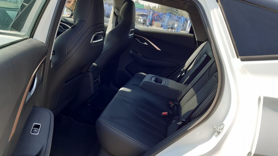 فونیکس FX؛ تجربهای متمایز از طراحی و شتاب