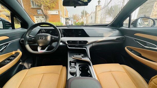 سایپا از اولین محصول وارداتی خود رونمایی کرد