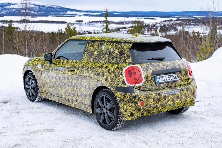 مشخصات مینیکوپر الکتریک جدید