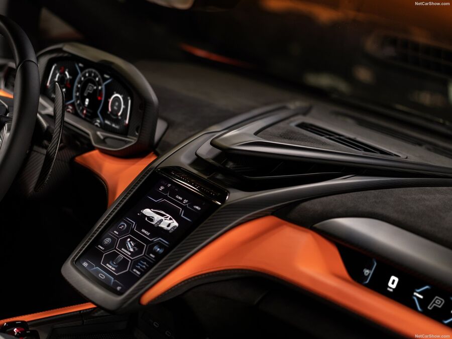 لامبورگینی جانشین لایق آونتادور را معرفی کرد