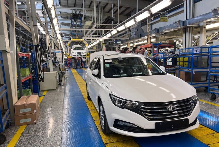 تولید دوباره خودرو" بسترن B30 "در در ایران آغاز شد