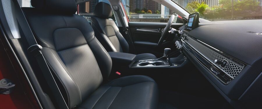 با هوندا سیویک جسورانه برانید