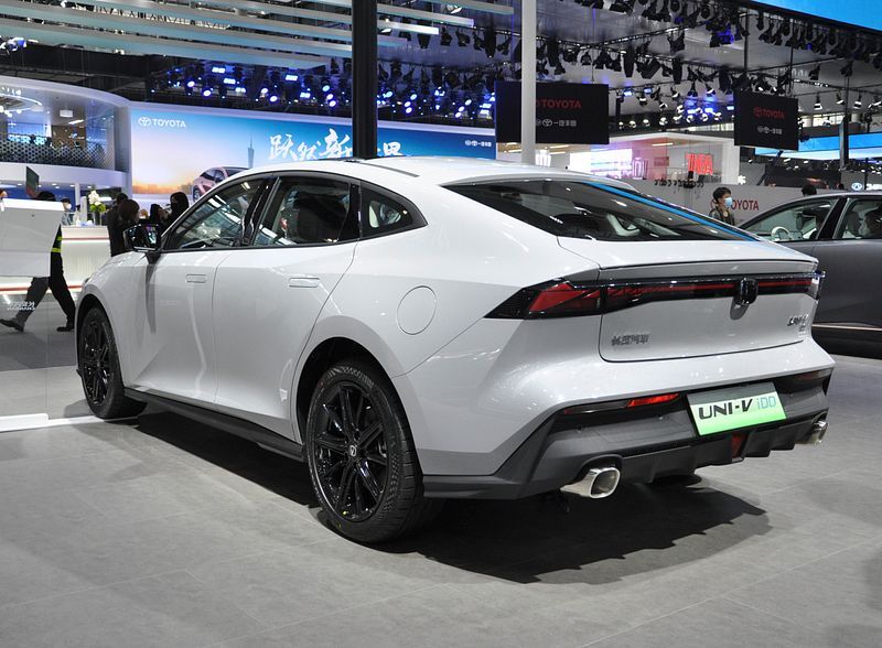 ورود نخستین سدان «PHEV» به بازار ایران توسط گروه سایپا