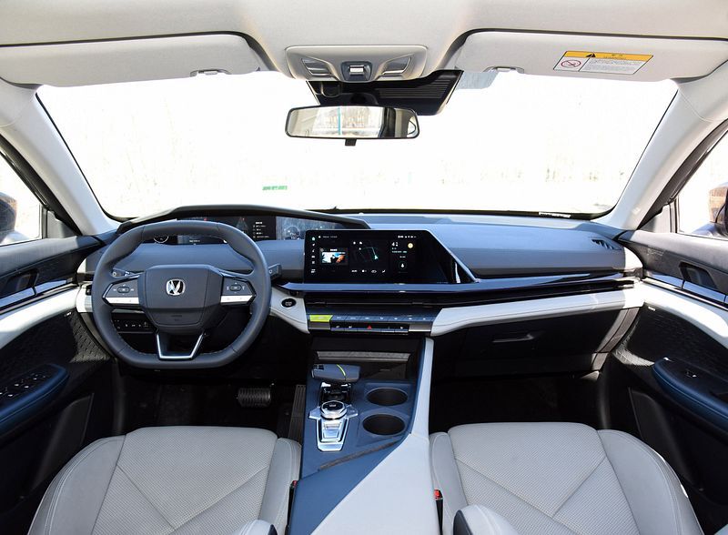 ورود نخستین سدان «PHEV» به بازار ایران توسط گروه سایپا