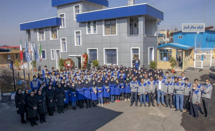 در آینده نزدیک، سالانه ۱۰ میلیون رله مورد نیاز خودروسازان را تولید میکنیم