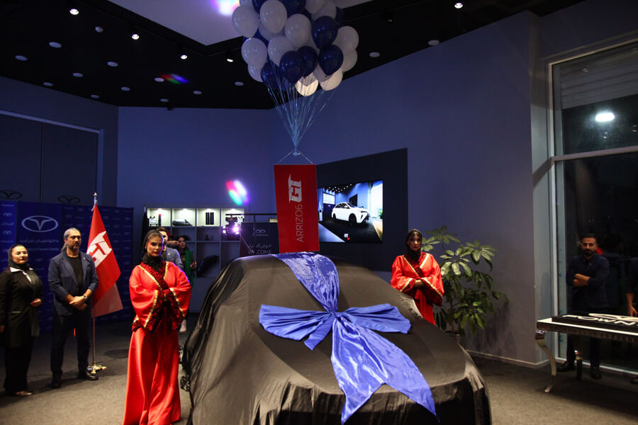 افتتاح نمایندگی فونیکس گروه خودرویی «ستوده» همراه با رونمایی از آریزو۶ جی‌تی