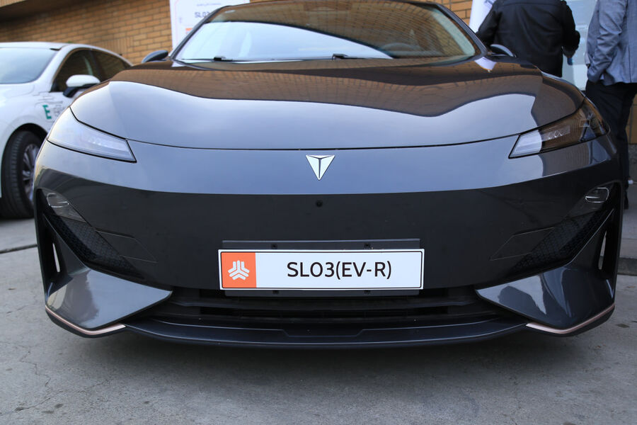 دیپال SL۰۳؛ تنها فستبک اسپرت هیبریدی ایران