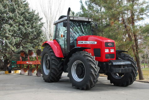 فرصت ۱۵ روزه برای بهره مندی کشاورزان از تسهیلات خرید تراکتور تراکتور