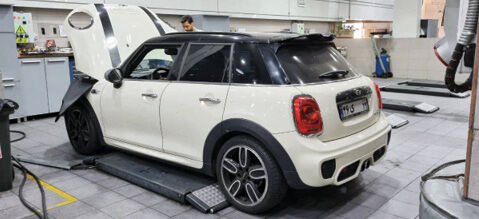 تخفیف های گسترده خدمات در کمپین یلدانه «پرشیا خودرو»