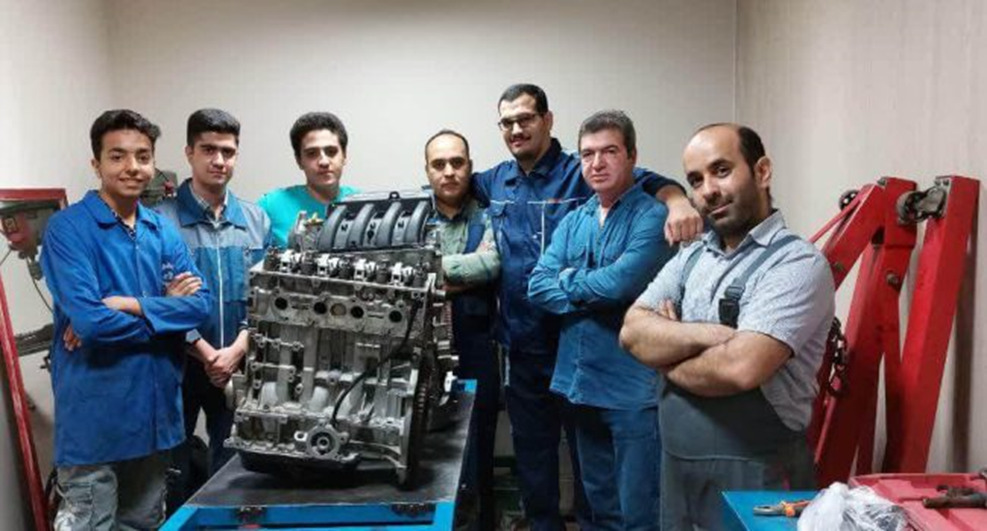 خطرات شغل مکانیک خودرو ❗️ 7 خطری که باید جدی بگیرید❗️