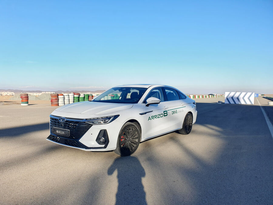 آریزو ۸؛ لوکسترین سدان بزرگ چینی