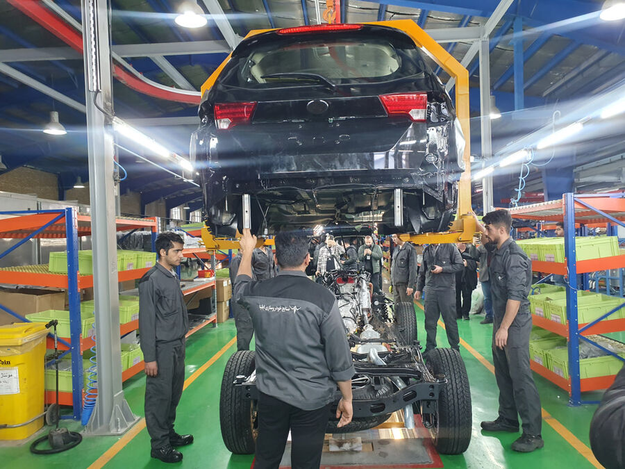 ١٢ خودرو در هرشیفت کاری با دقت تولید می شود
