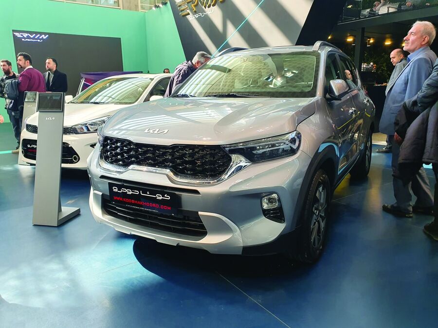 خودروهای وارداتی در نمایشگاه خودرو تهران خوش درخشیدند