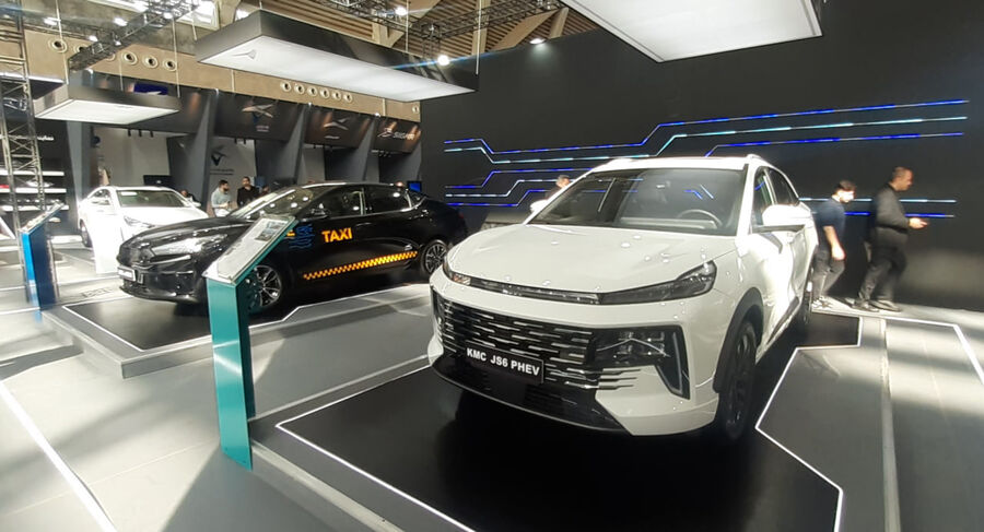 تنوع بالای محصولات غرفه «کرمانموتور» در اتو اکسپو تهران