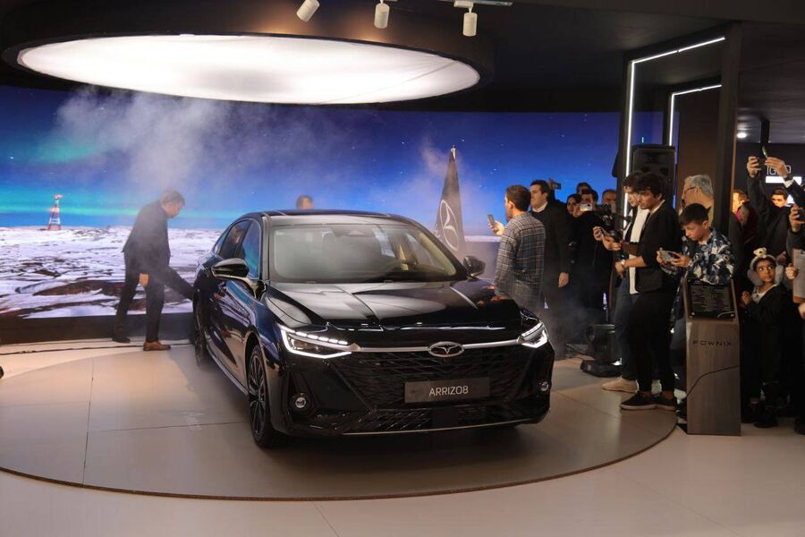 غافلگیری فونیکس و فونیکس NEV برای بازدیدکنندگان از اتو اکسپو تهران