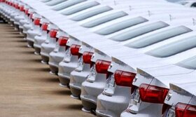 واردات خودرو به کشور در فروردین‌ ۷۳۴ دستگاه به ارزش ۱۵ میلیون‌دلار