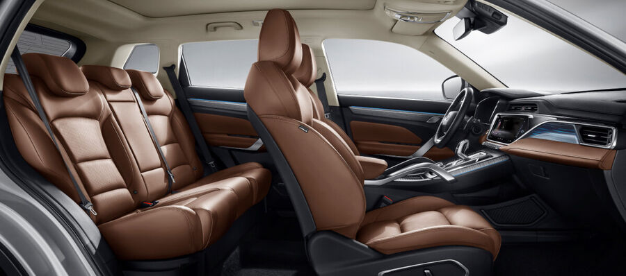 وقتی جیلی، رقبا را کنار می زند!