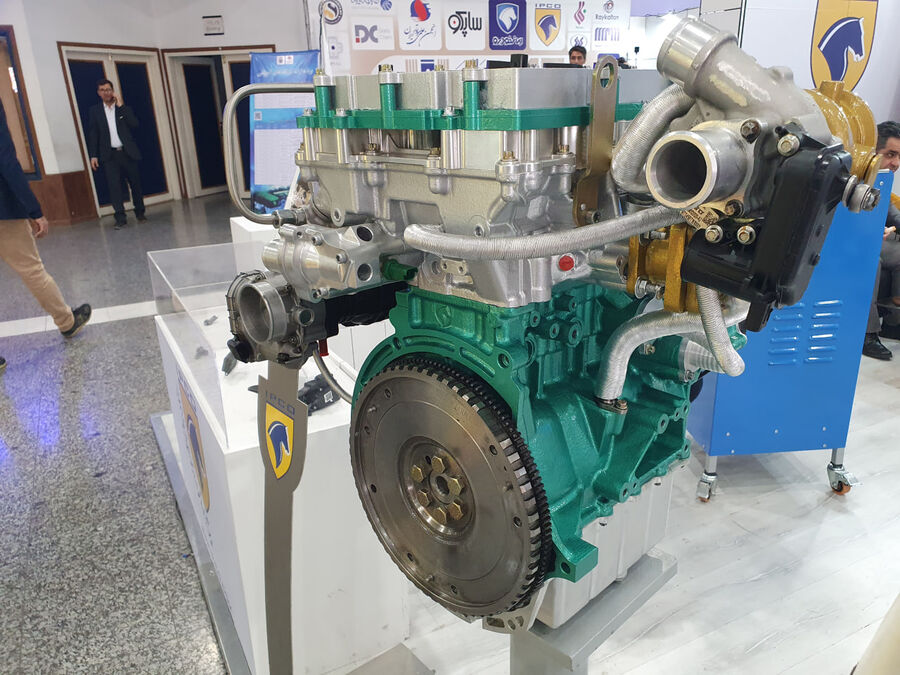 رونمایی از فناوریهای جدید و هیبرید متوسط کشور