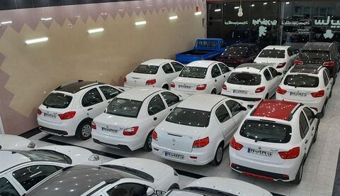 روند قیمتها در بازار خودرو یک قدم به عقب، دو قدم به جلو! نمایشگاه خودرو