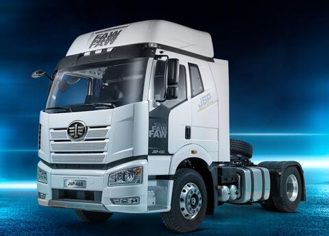 ادامه فروش نقدی اعتباری کشنده «J6» سیباموتور تا پایان مهرماه FAW J6P 460