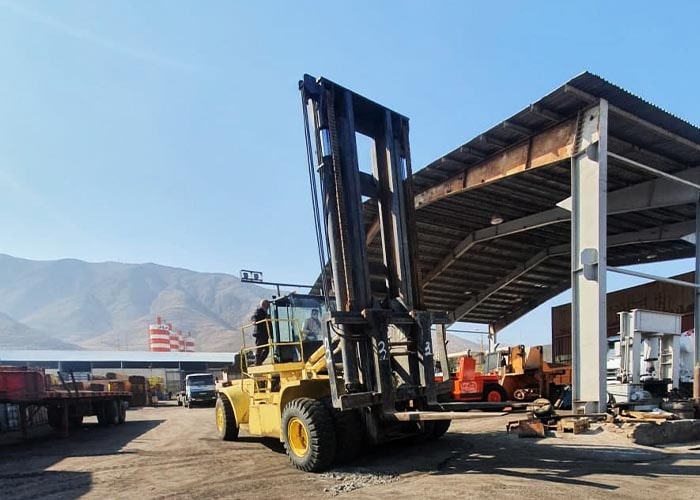 لیفتراک | بازوی پرقدرت شرکتها برای جابهجایی بارها و سازماندهی انبارها