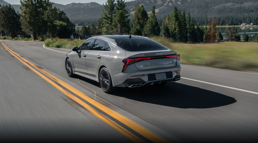 نگاهی به کیا اپتیما ۲۰۲۵