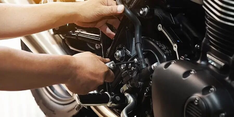 همه چیز درباره جایگزینهای باتری موتور سیکلت مزایا، معایب و نکات مهم هنگام خرید