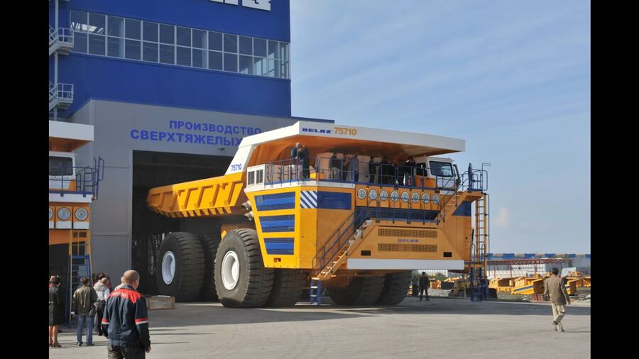 غول پیکرترین دامپ تراک های جهان