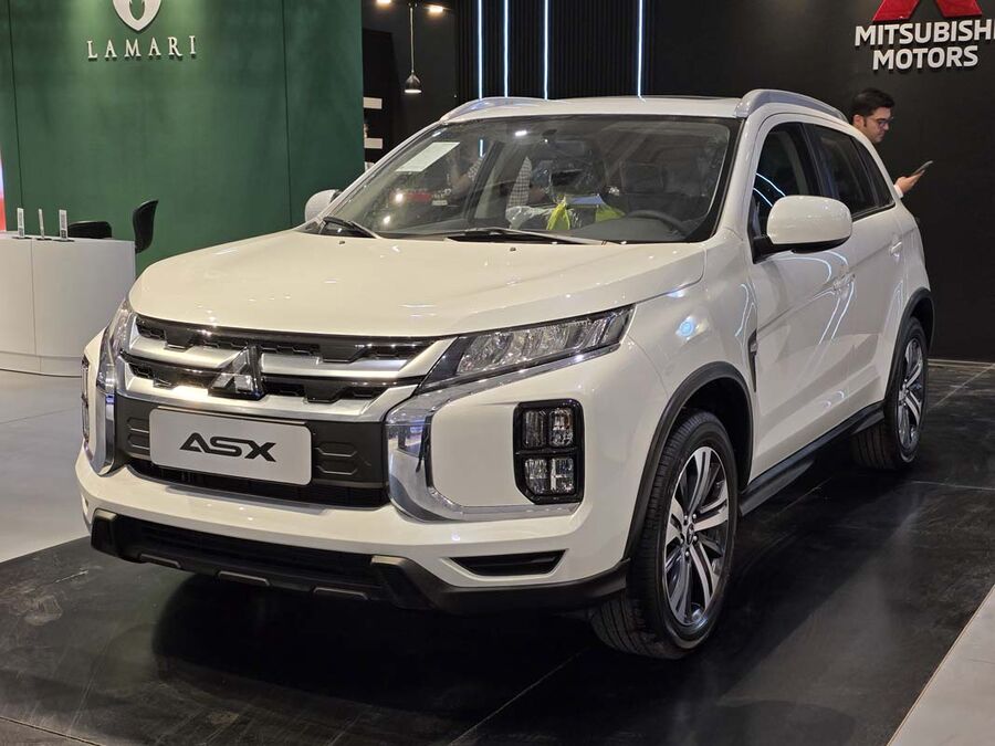 جشنواره رونماییهای «گروه آرین» در نمایشگاه خودرو شیراز