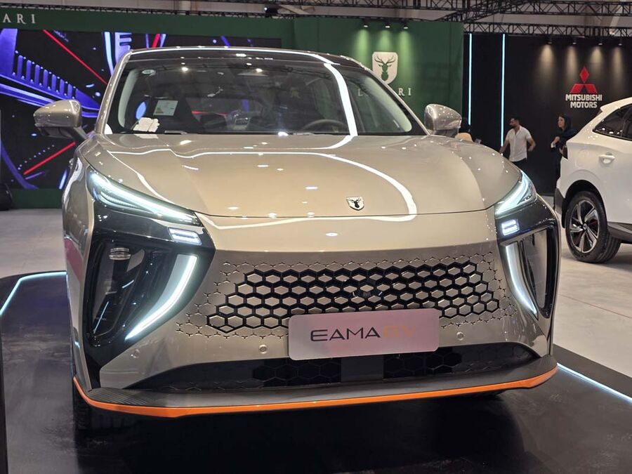 جشنواره رونماییهای «گروه آرین» در نمایشگاه خودرو شیراز