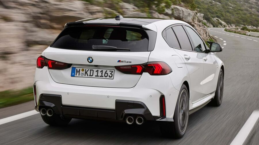 کت و شلوار زیبای شماره یک باواریایی