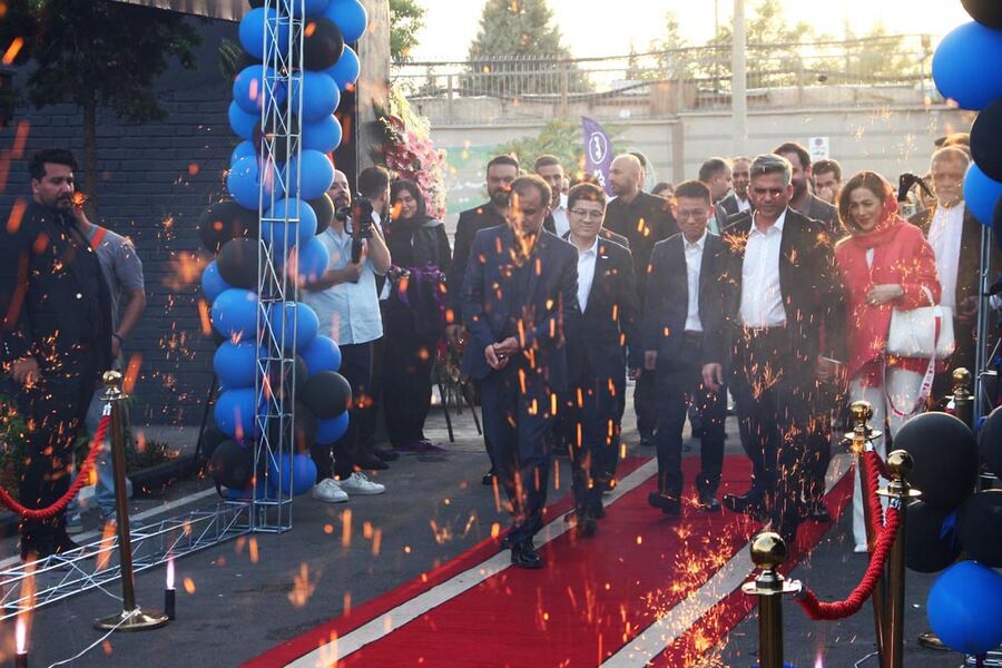 اداره تحویل گروه خودرویی ستوده افتتاح شد