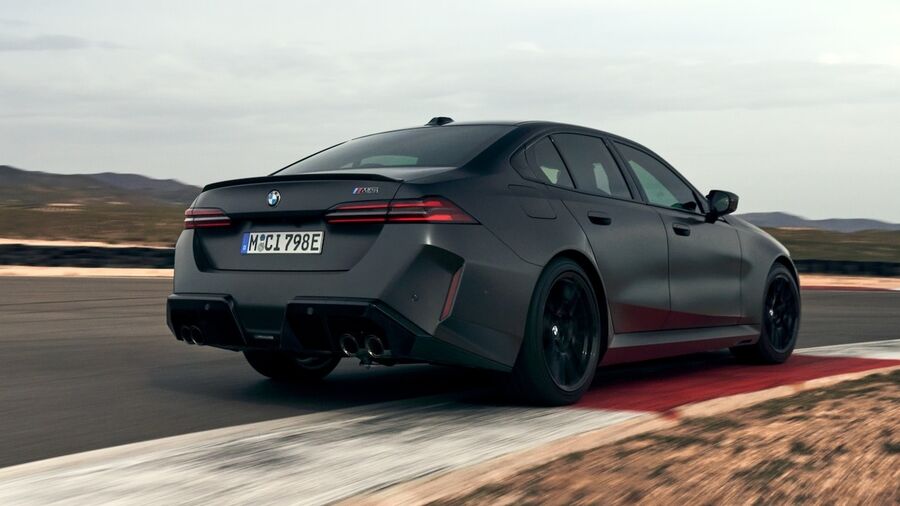 سوپرسدان های- پرفورمنسی هیبرید بامو چه در چنته دارد؟