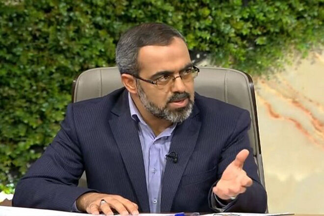 سیاست صنعت خودرو باید از سردرگمی خارج شود