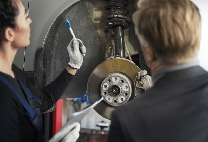 صدای چرخ های ماشین در هنگام حرکت