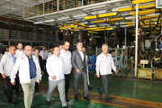بازدید مدیرعامل گروه سایپا از خط تولید محصول پلت‌فرم P۹۰ در پارس‌خودرو منبع سایت دنیای خودرو
