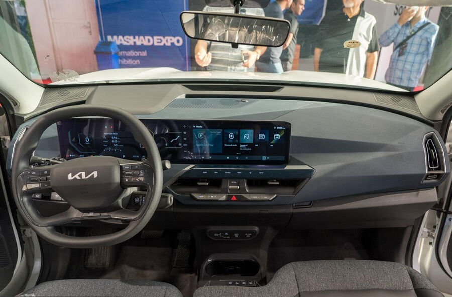 رونمایی کوشا خودرو از دو محصول کیا در نمایشگاه مشهد