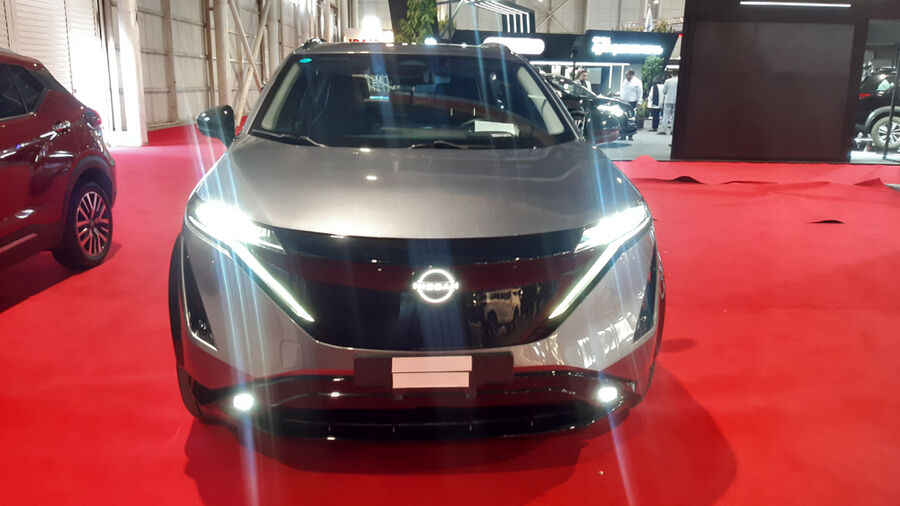 رونمایی نامیخودرو از محصولات نیسان و تویوتا در نمایشگاه مشهد