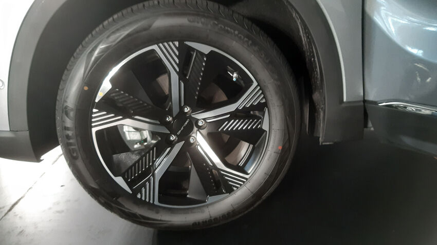 عرضه جان سخت بایک با گارانتی ۷۷ماهه